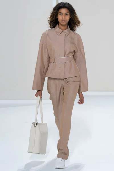 Look 35